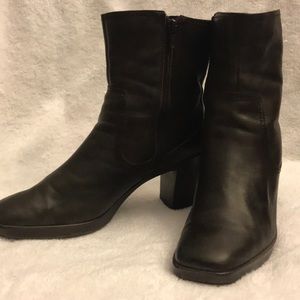 Nine West brown booties square toe block heel